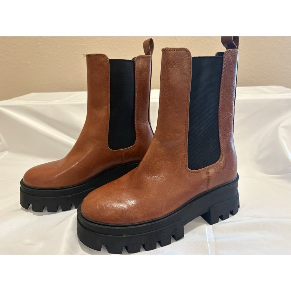 Gianni Bini Women's Sz 8M Shoes Brown Black Lugged Y2K Platform Chelsea Boots